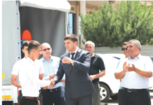 МУТАХАССИСЛАРГА МАХСУС АВТОТРАНСПОРТЛАР ТОПШИРИЛДИ